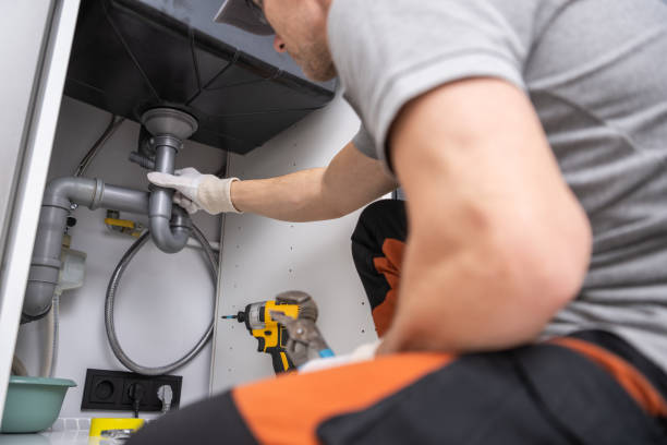 Best Clogged Drain Plumber  in Man, WV